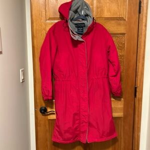 Lands End Women’s Red Air Core 200 Polar tec Hooded Parka  Size Sm